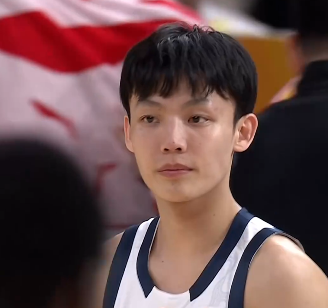 开云-广东三喜临门！徐杰当选宏远队长，焦泊乔完美复苏，重回联盟第二